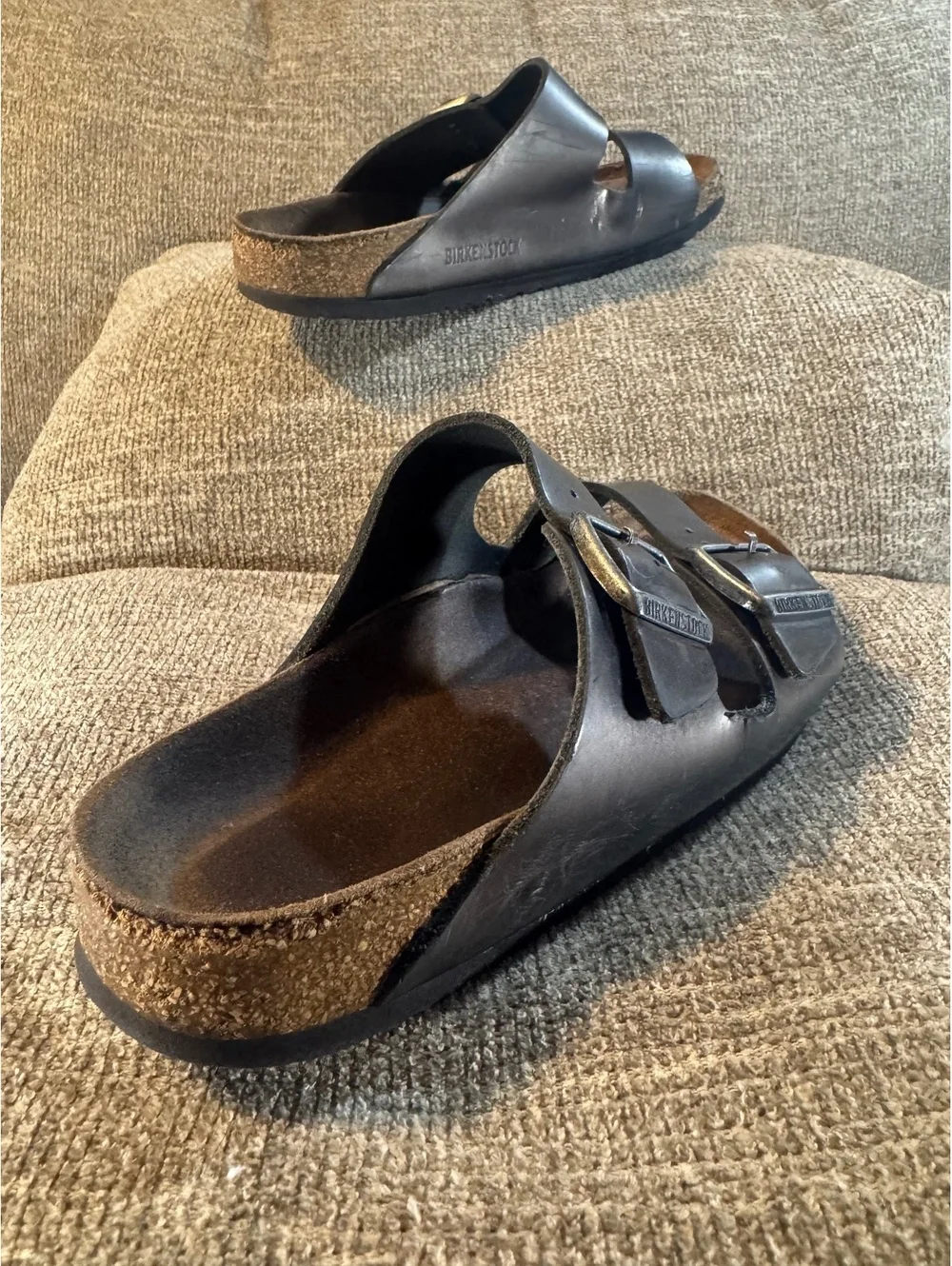 Birkenstock Arizona Two-Strap Leather Sandals - Black Metallic Women’s size 7